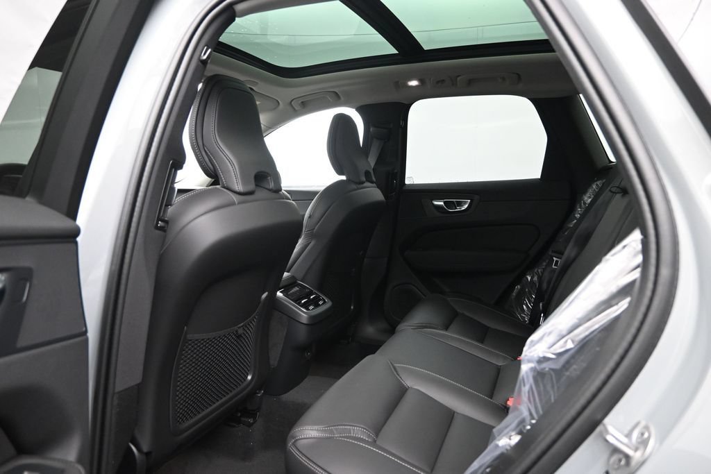 New 2026 Volvo XC60 B5 Ultra w/ Climate Package AWD/4WD image 20