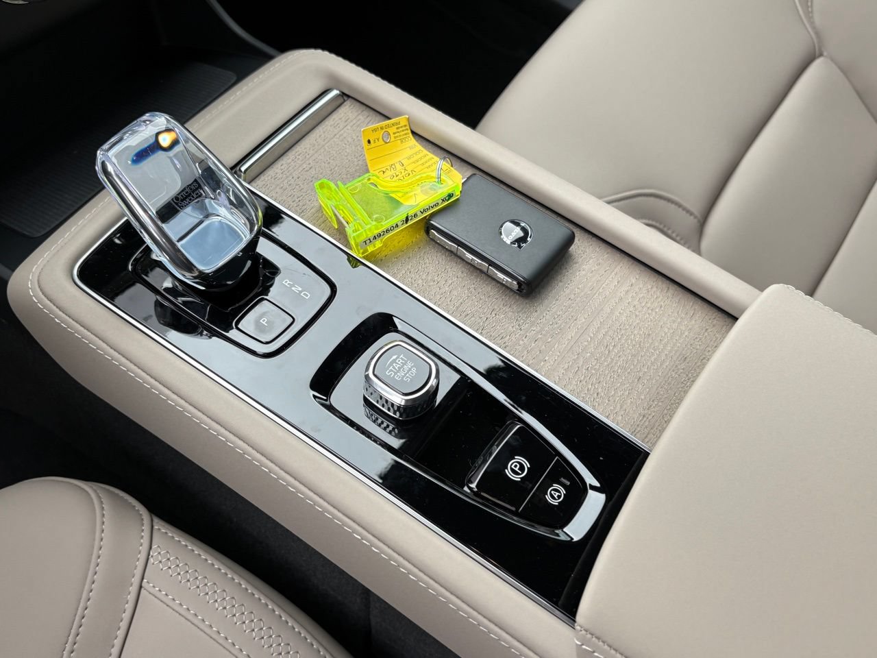 New 2026 Volvo XC90 B6 Plus AWD/4WD image 15