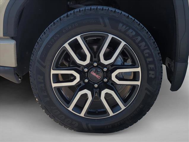 Used 2022 GMC Sierra 1500 AT4 image 9