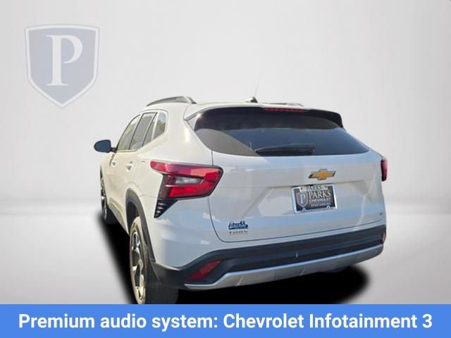 Certified 2024 Chevrolet Trax LT w/ LT Convenience Package image 8