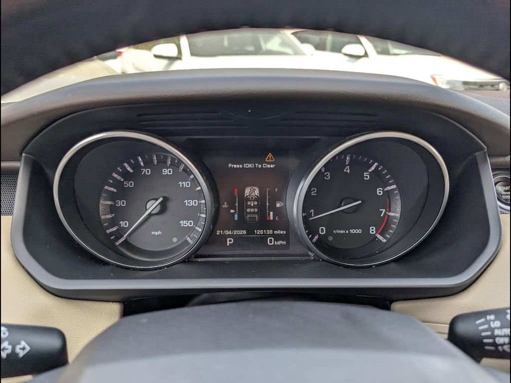 Used 2014 Land Rover Range Rover Sport HSE image 15