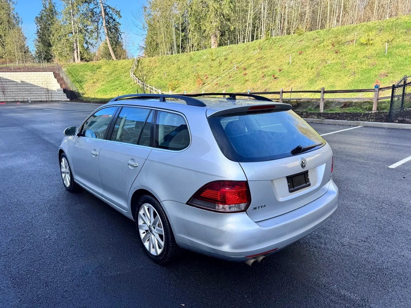 Used 2012 Volkswagen Jetta TDI image 3