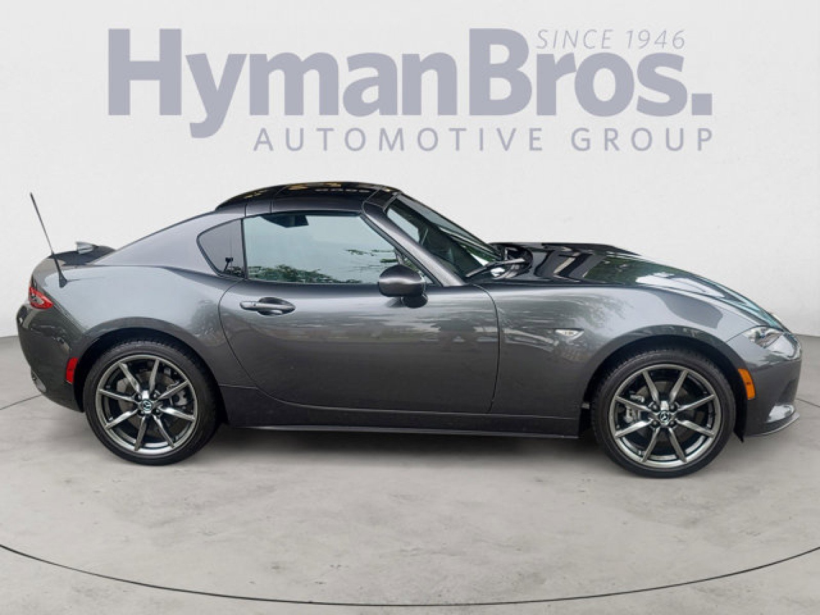 Used 2022 MAZDA MX-5 Miata RF Grand Touring image 2