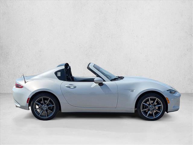 Used 2017 MAZDA MX-5 Miata RF Grand Touring video 4