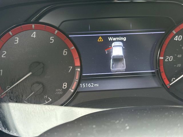 Used 2024 Nissan Frontier Pro-X image 10