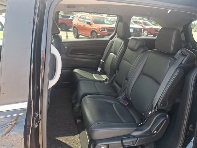 Used 2023 Honda Odyssey EX-L image 13