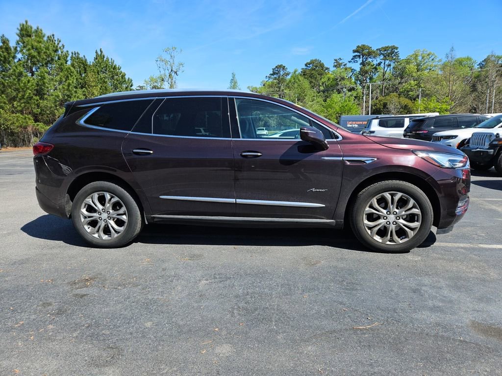 Used 2020 Buick Enclave Avenir w/ Avenir Technology Package AWD/4WD image 6