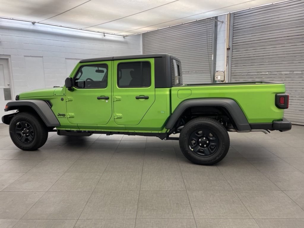 New 2026 Jeep Gladiator Sport AWD/4WD image 5