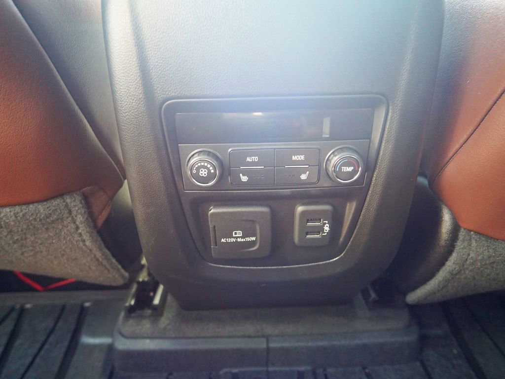 Used 2019 Buick Enclave Avenir w/ Avenir Technology Package AWD/4WD image 18