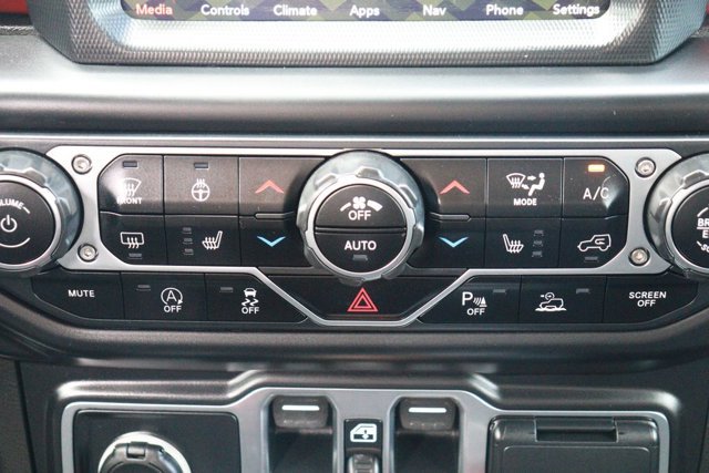Used 2020 Jeep Gladiator Rubicon AWD/4WD image 15