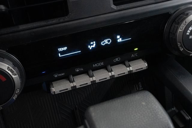 Used 2025 Toyota 4Runner SR5 AWD/4WD image 12