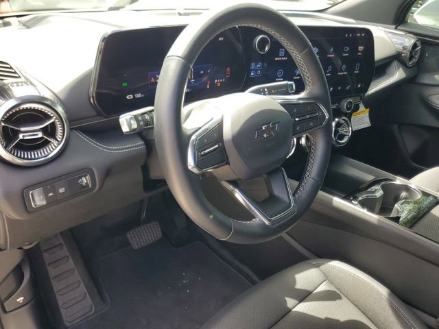 Used 2025 Chevrolet Blazer EV LT image 18