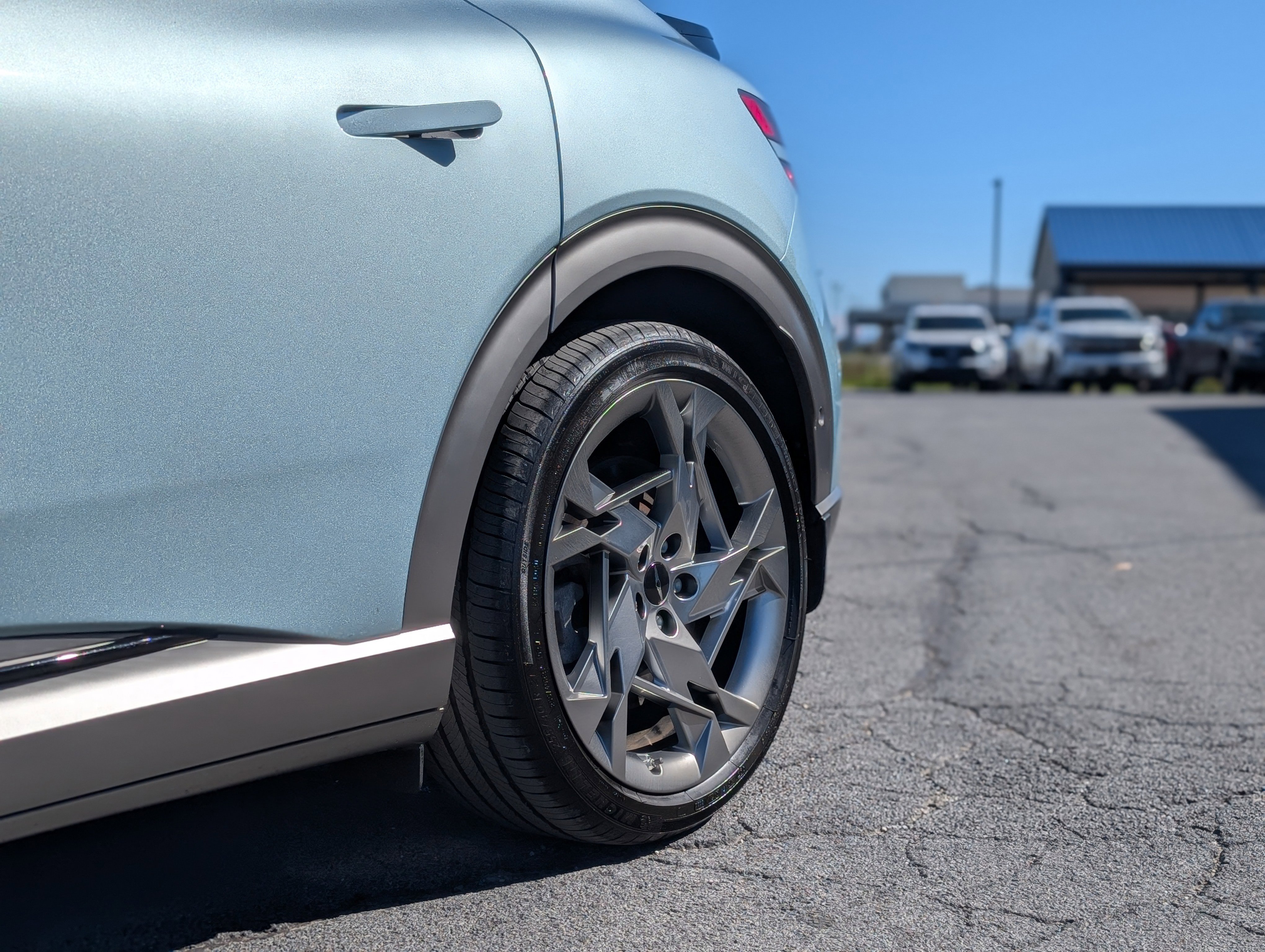 Used 2023 Genesis GV60 Performance image 17