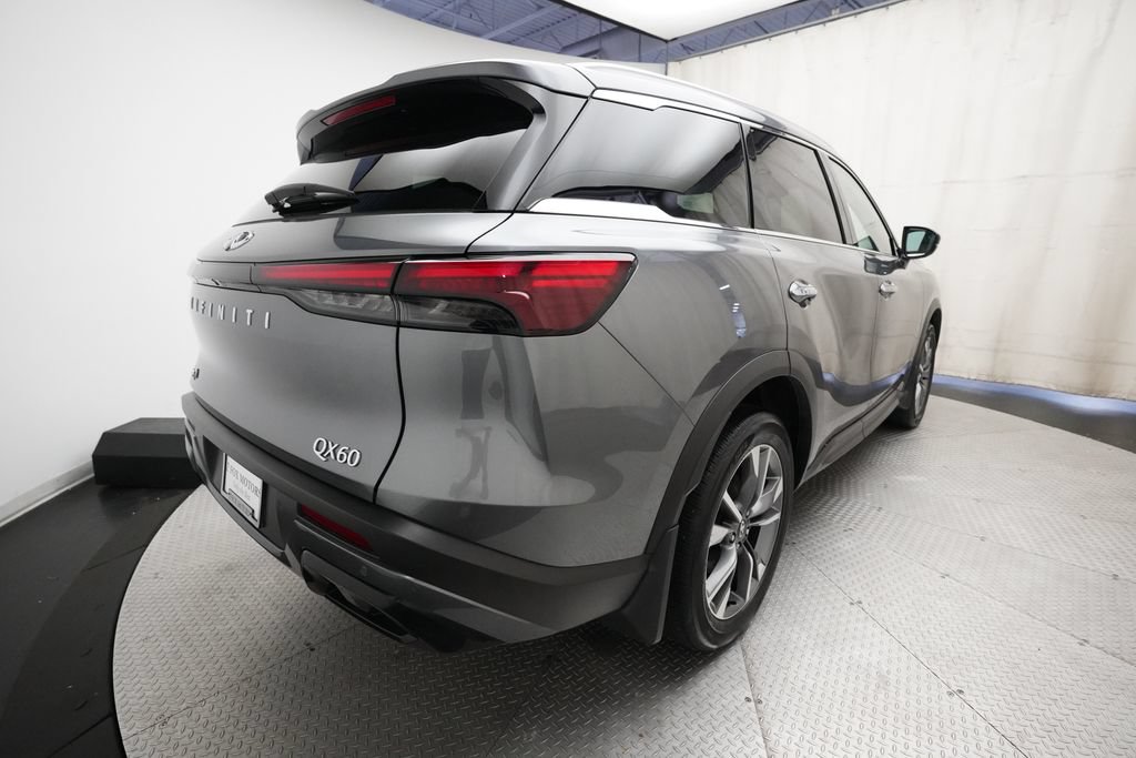 Used 2025 INFINITI QX60 Luxe AWD/4WD image 13