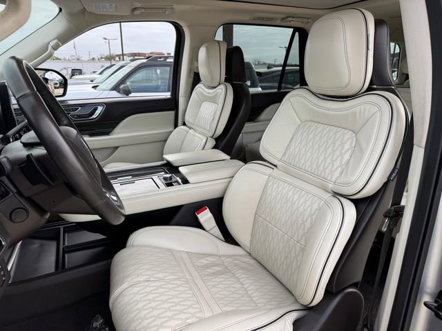 Used 2022 Lincoln Navigator Black Label image 14