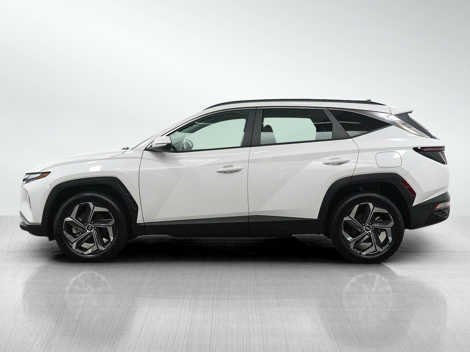 Used 2024 Hyundai Tucson SEL w/ Convenience Package AWD/4WD image 2