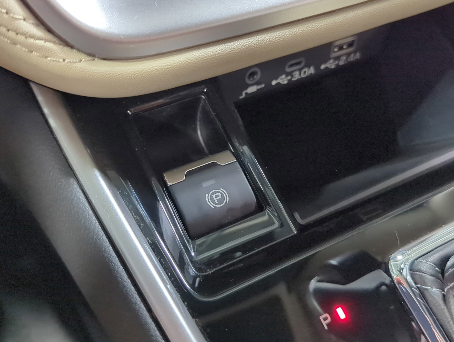 Used 2024 Subaru Outback Limited image 30