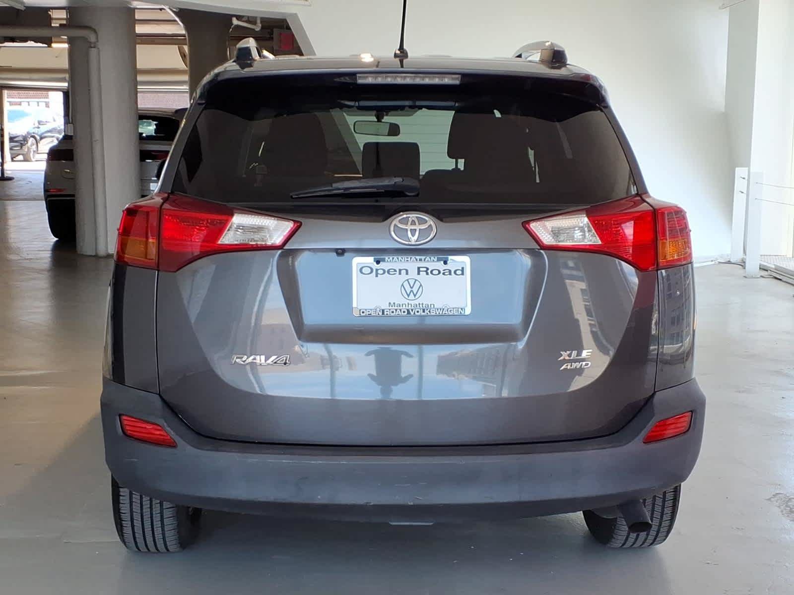 Used 2013 Toyota RAV4 XLE AWD/4WD image 5