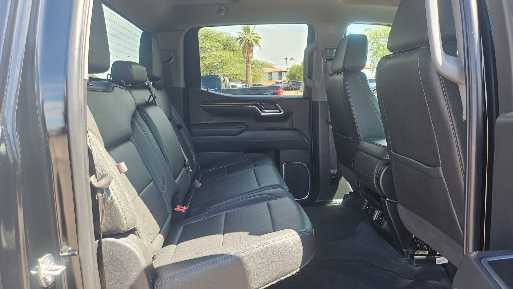Used 2026 GMC Sierra 1500 SLT AWD/4WD image 20