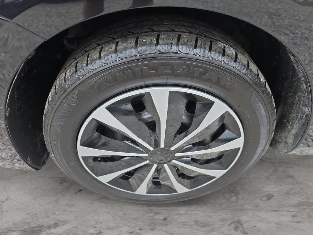 Used 2013 MAZDA MAZDA3 i Sport FWD image 9