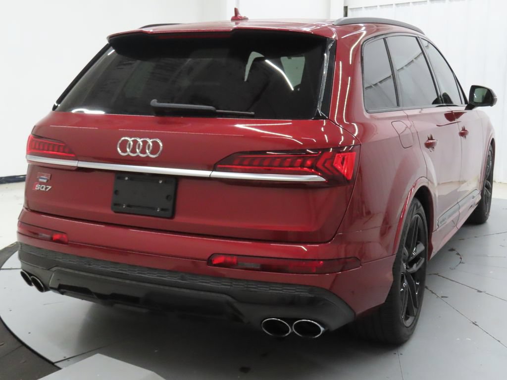 Used 2020 Audi SQ7 Premium Plus w/ SQ7 Black Optic Package AWD/4WD image 3