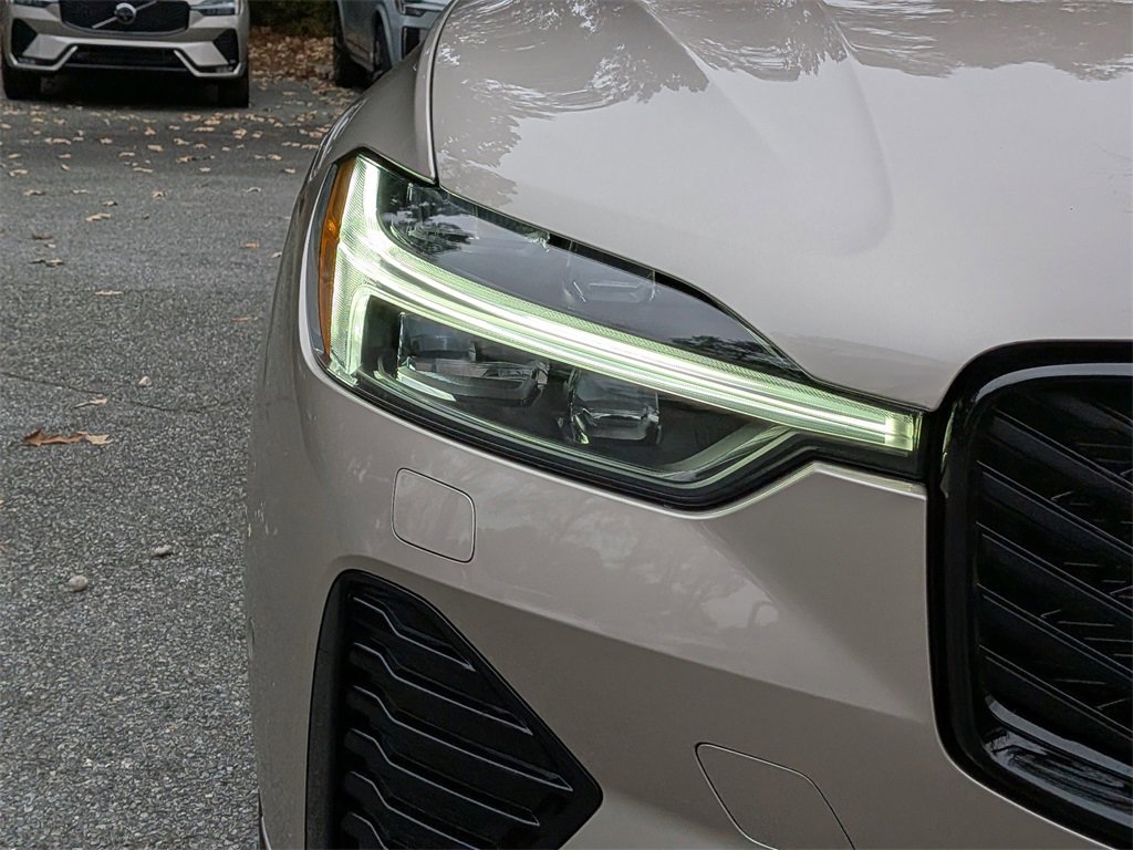 New 2026 Volvo XC60 B5 Plus w/ Protection Package Premier image 10