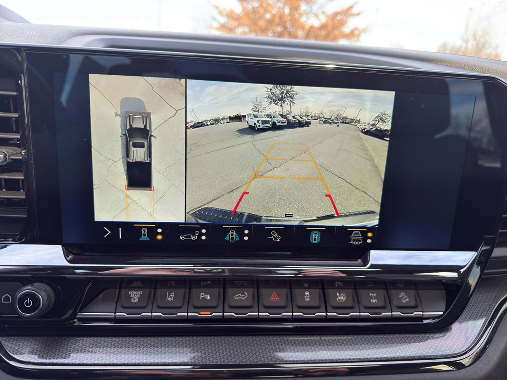 Used 2024 Chevrolet Silverado 2500 ZR2 w/ Technology Package image 21