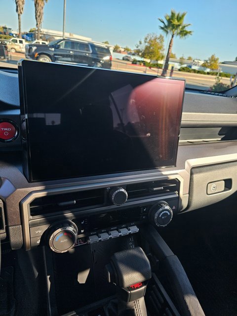 Used 2025 Toyota 4Runner TRD Off-Road Premium image 32