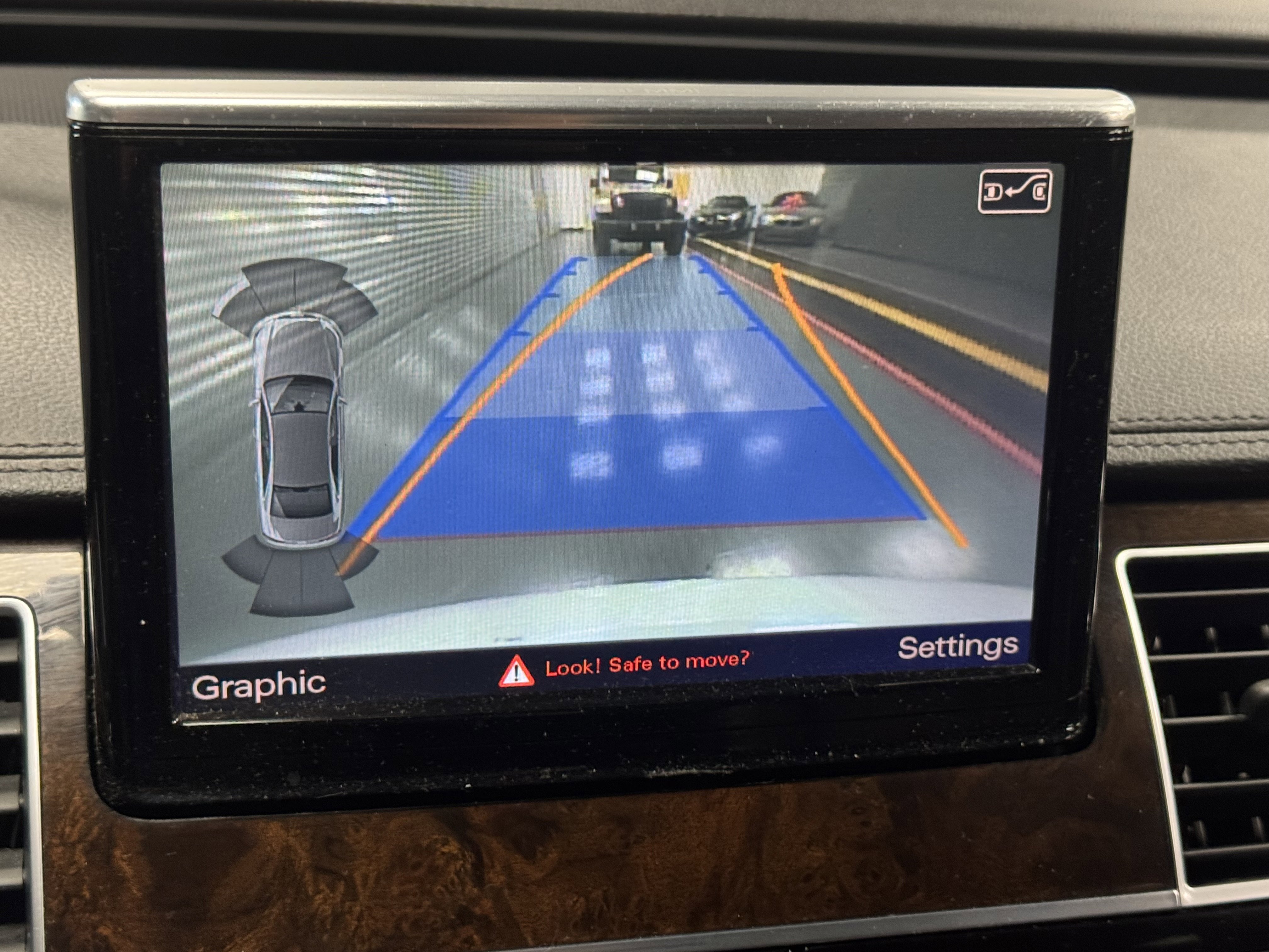 Used 2014 Audi A8 L 4.0T image 11