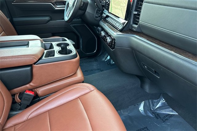 Used 2025 GMC Sierra 1500 Elevation image 19