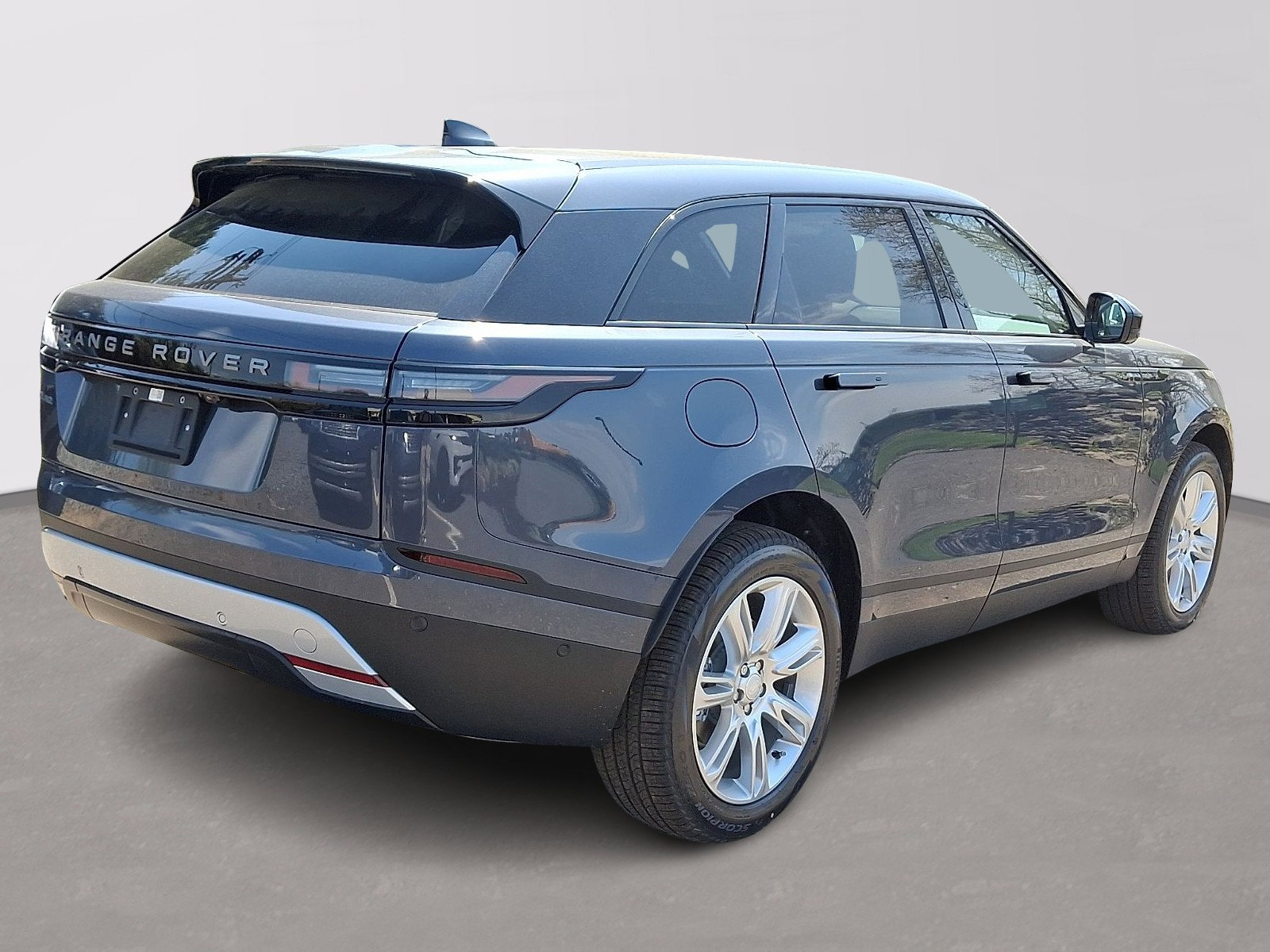New 2026 Land Rover Range Rover Velar S AWD/4WD image 3