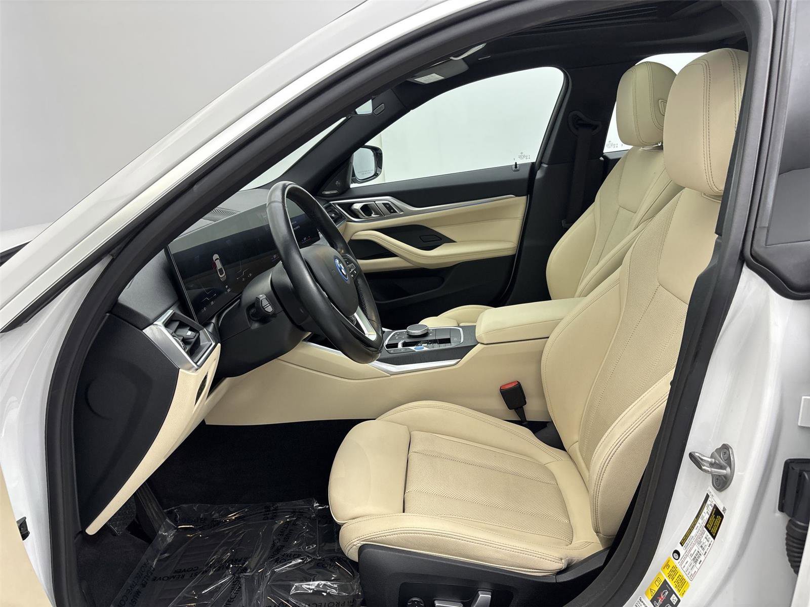 Certified 2023 BMW i4 eDrive40 RWD image 25
