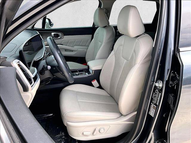 Used 2024 Kia Sorento SX FWD image 27