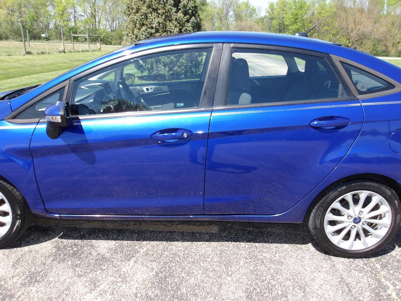 Used 2014 Ford Fiesta SE w/ Equipment Group 201A FWD image 31