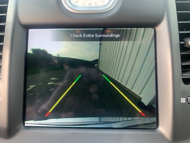 Used 2020 Chrysler 300 Touring L w/ Value Package AWD/4WD image 15