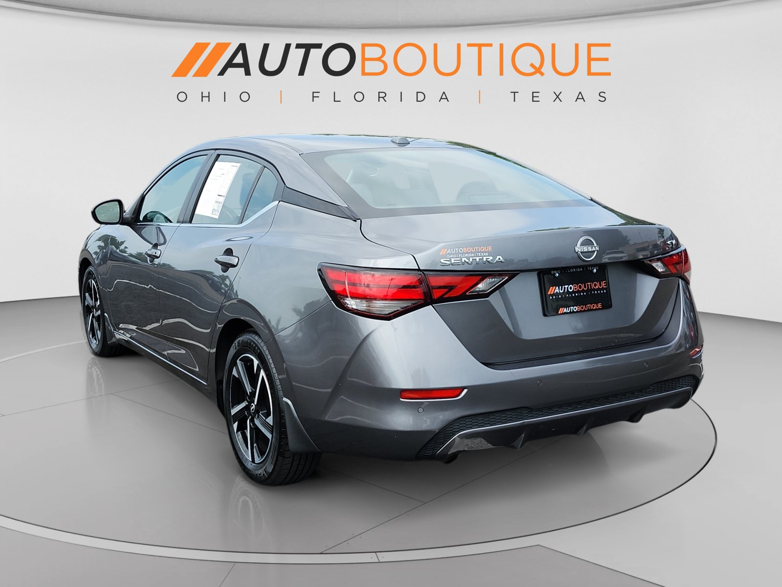 Used 2024 Nissan Sentra SV w/ Trunk Package FWD image 3
