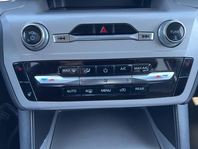 Used 2023 Ford Explorer XLT w/ Equipment Group 202A image 21