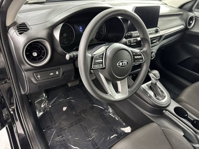 Used 2021 Kia Forte LXS FWD image 22