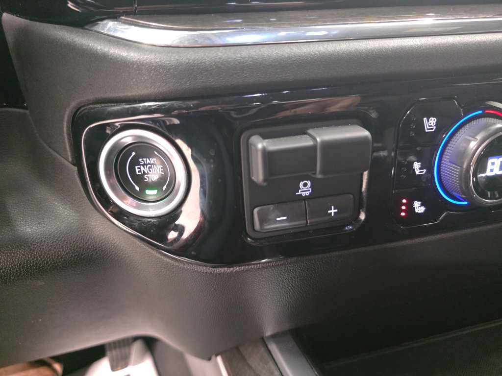 Used 2023 Chevrolet Silverado 1500 LTZ image 28