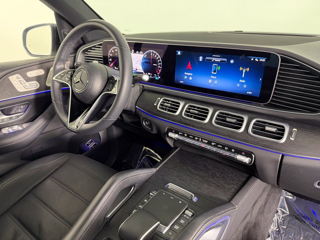 Used 2025 Mercedes-Benz GLE 450e 4MATIC image 7