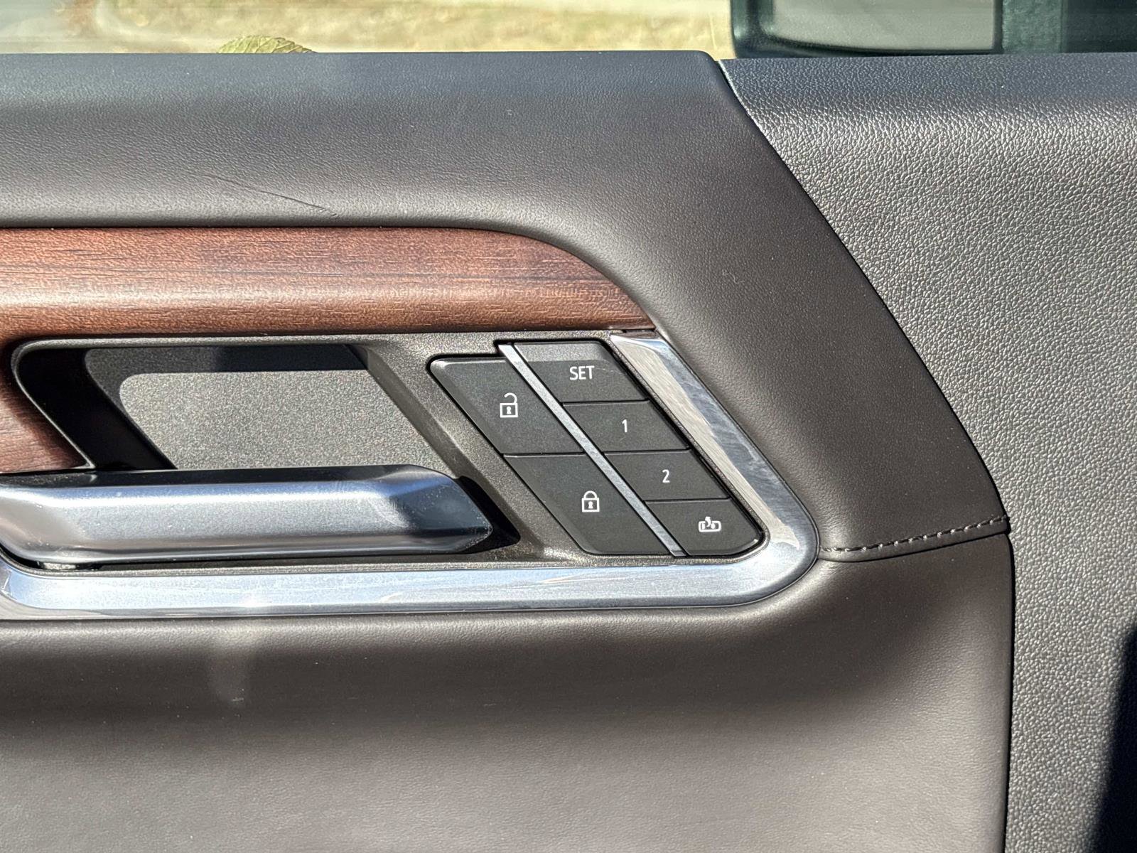 Certified 2024 GMC Sierra 2500 Denali Ultimate image 13