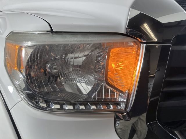 Used 2015 Toyota Tundra SR5 image 4