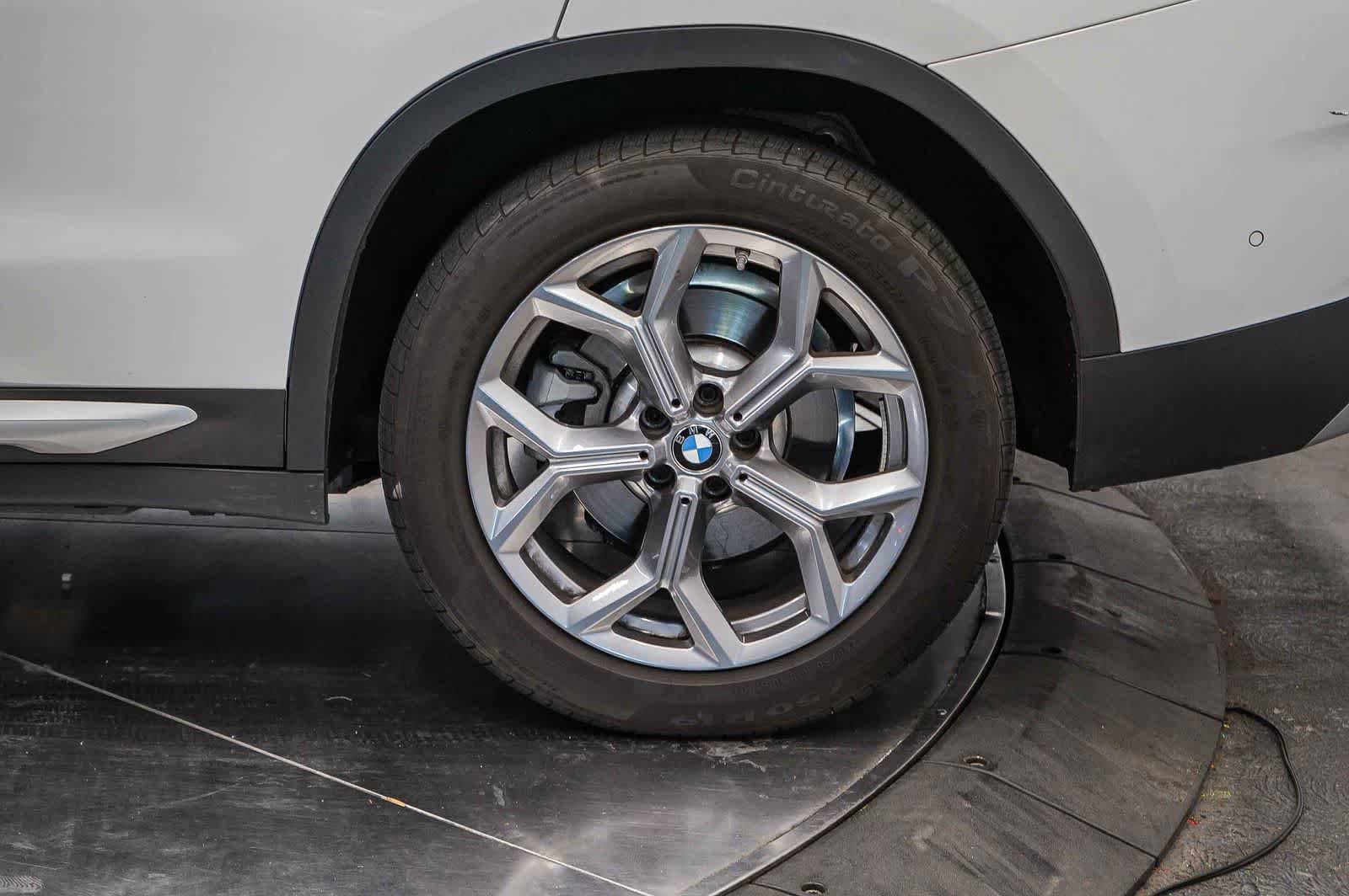 Used 2024 BMW X3 sDrive30i w/ Convenience Package RWD image 10