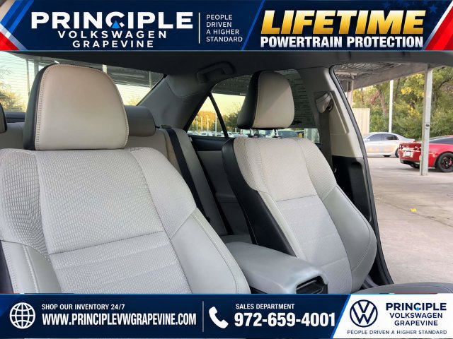 Used 2017 Toyota Camry SE FWD image 24
