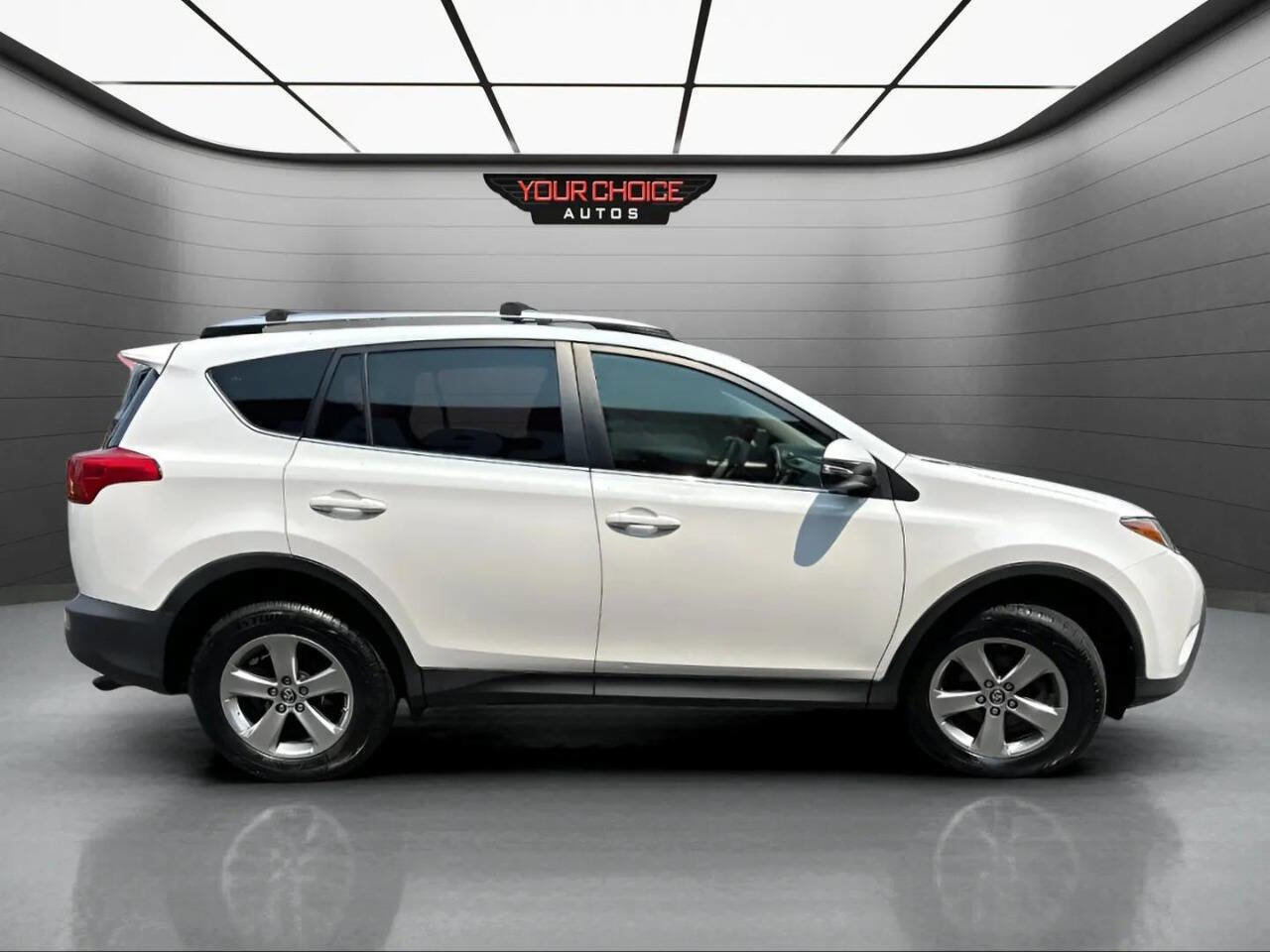 Used 2015 Toyota RAV4 XLE image 5