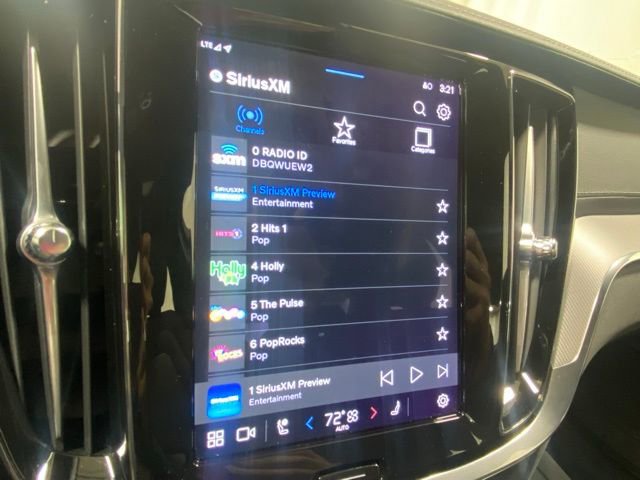 Used 2024 Volvo S60 T8 Ultimate image 21