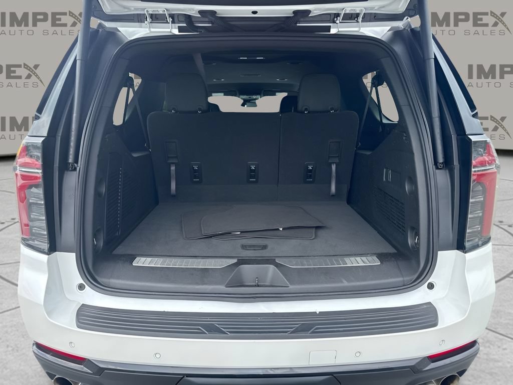 Used 2025 Chevrolet Suburban Z71 AWD/4WD image 20