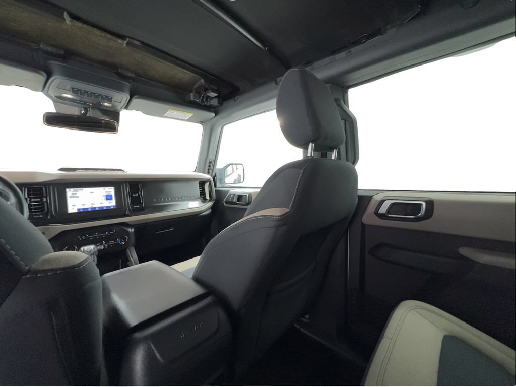 Used 2022 Ford Bronco Big Bend w/ Sasquatch Package AWD/4WD image 39