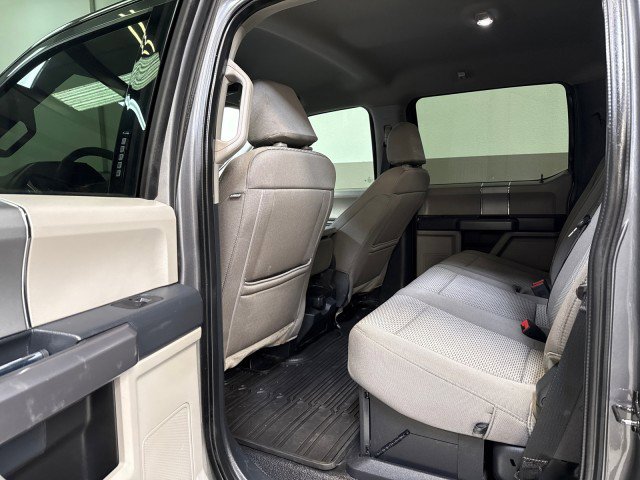 Used 2022 Ford F350 XLT w/ XLT Premium Package image 32