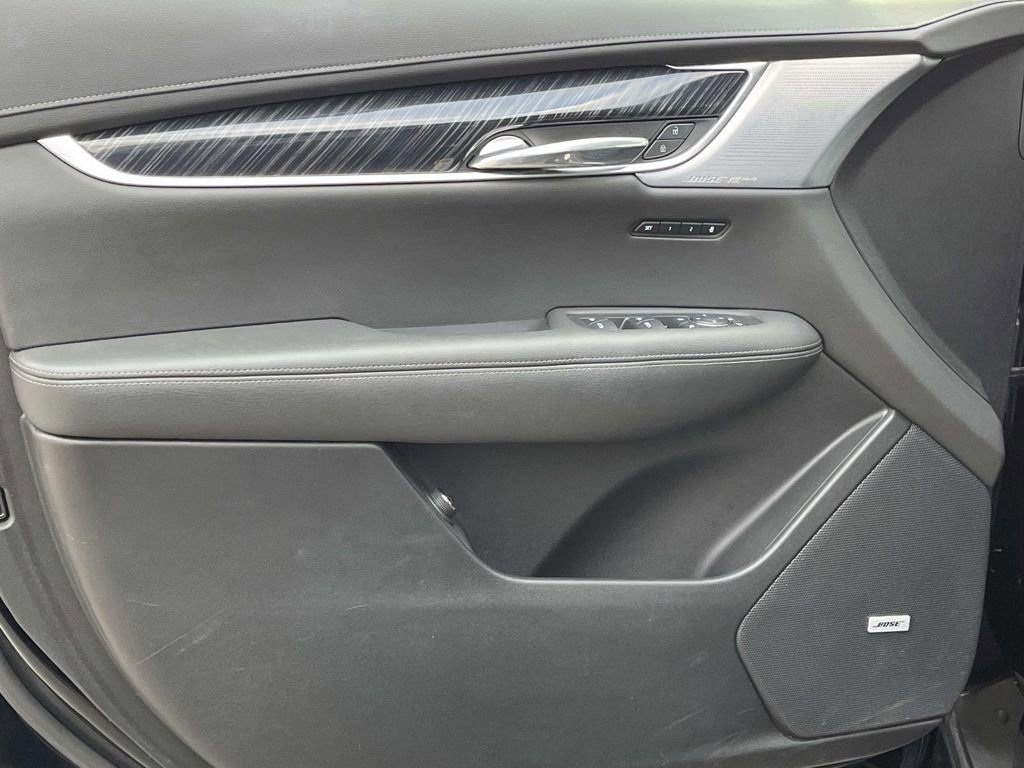 Certified 2024 Cadillac XT6 Premium Luxury w/ Technology Package image 25
